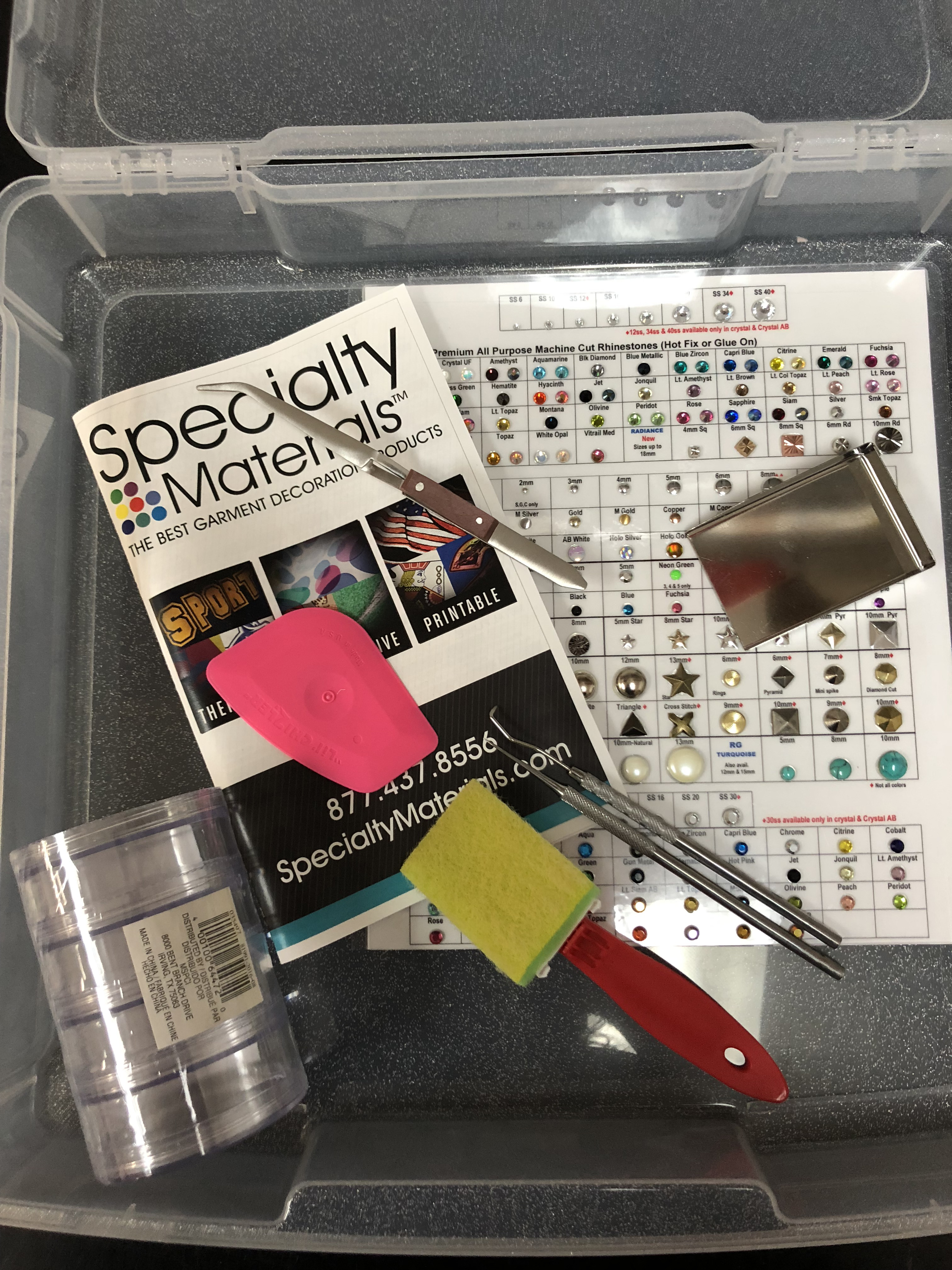 Rhinestone tool Kit Basic. Includes: backer boards, Tray, Tweezers